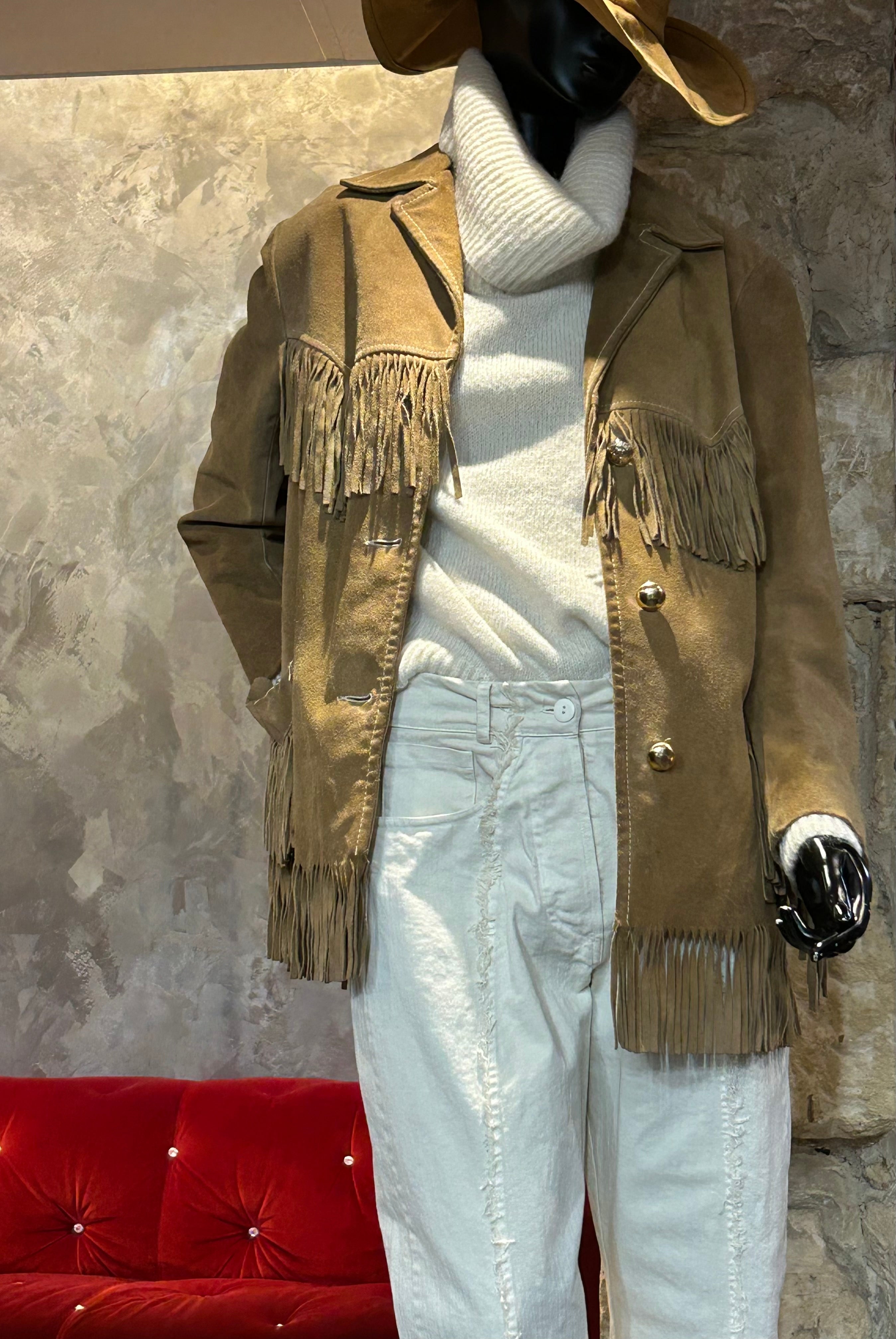 VESTE EN PEAU A FRANGES