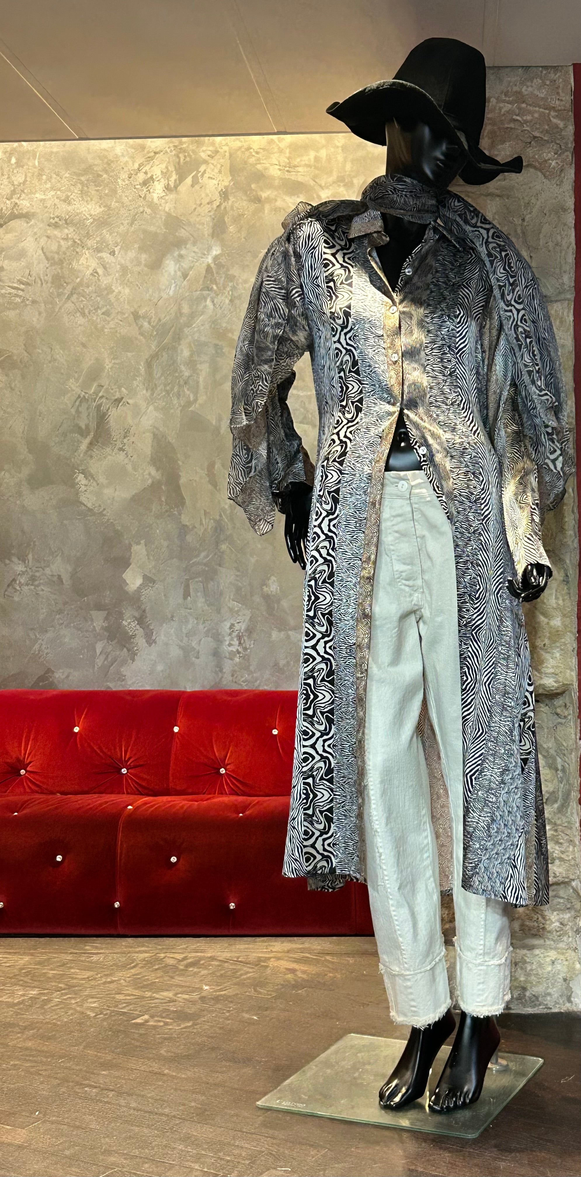 ROBE MANTEAU LONGUE ZÉBRA