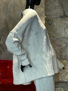 PULL MANCHES LONGUES OVER ECRU