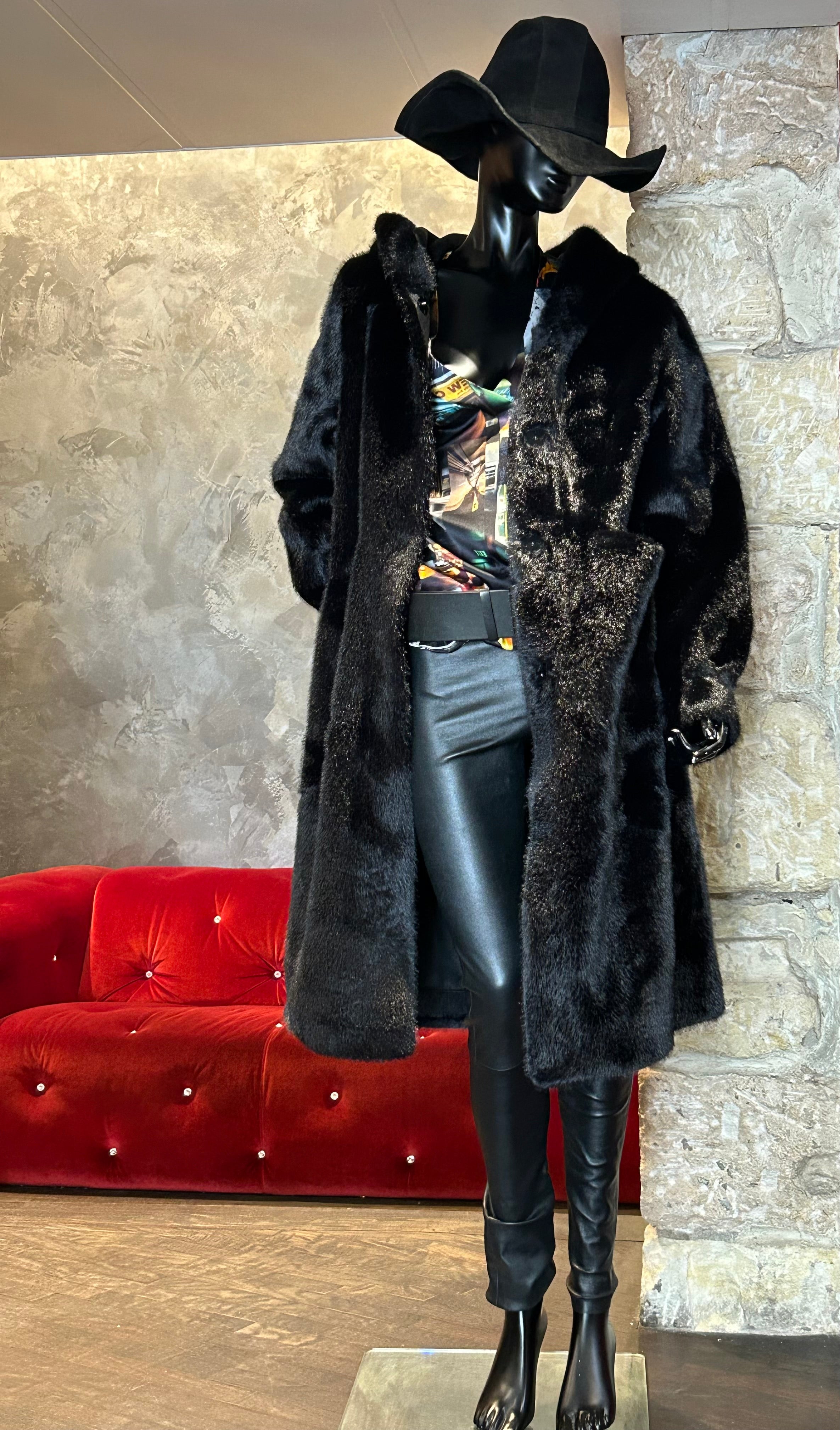 MANTEAU CAPUCHE FAUSSE FOURRURE RÉVERSIBLE