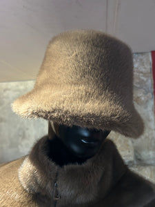 CHAPEAU CLOCHE FAUX VISON REVERSIBLE