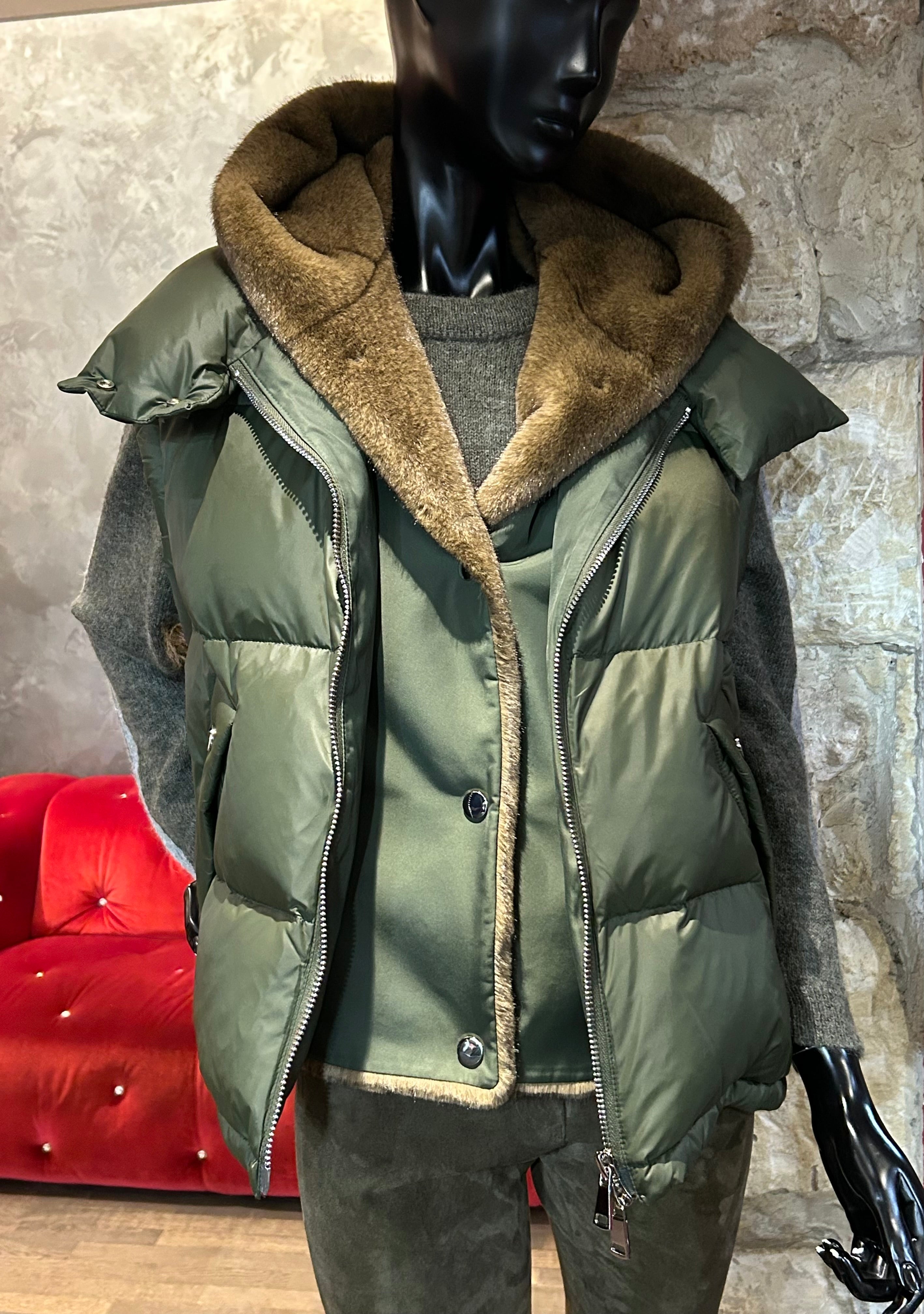 DOUDOUNE SANS MANCHES FAUSSE FOURRURE VISON