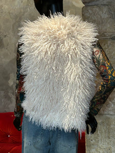 GILET FAUSSE FOURRURE AGNEAU DE MONGOLIE