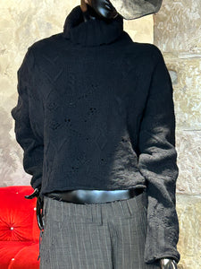 PULL COL ROULE COURT MANCHES LONGUES NOIR