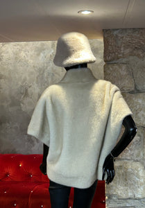 FAUX VISON REVERSIBLE SANS MANCHES ECRU