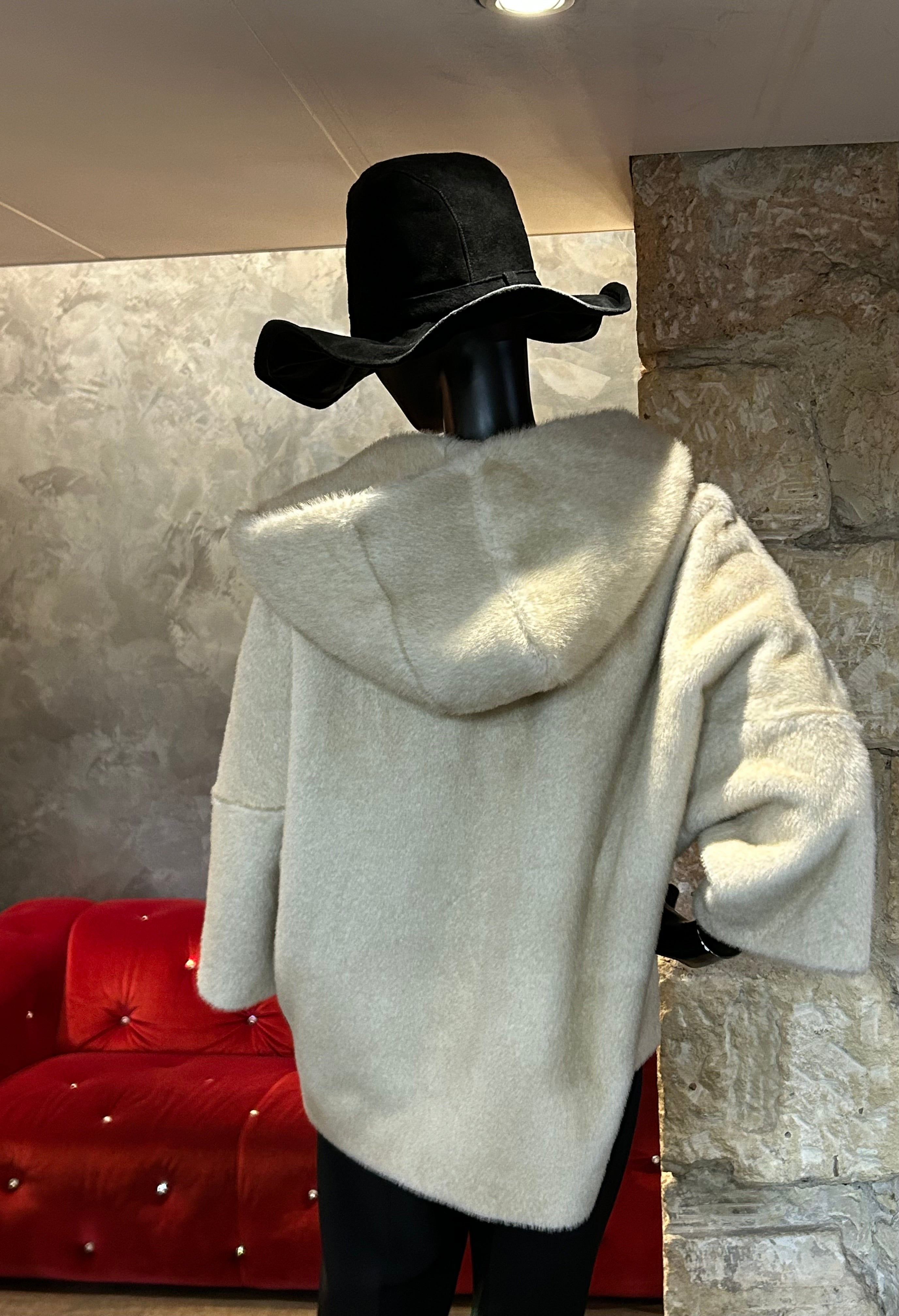 BLOUSON CAPUCHE FAUSSE FOURRURE ÉCRUE