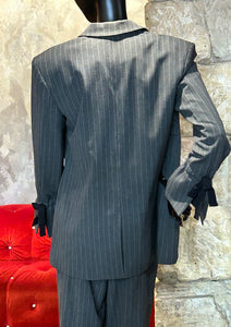 VESTE NOEUD MANCHES