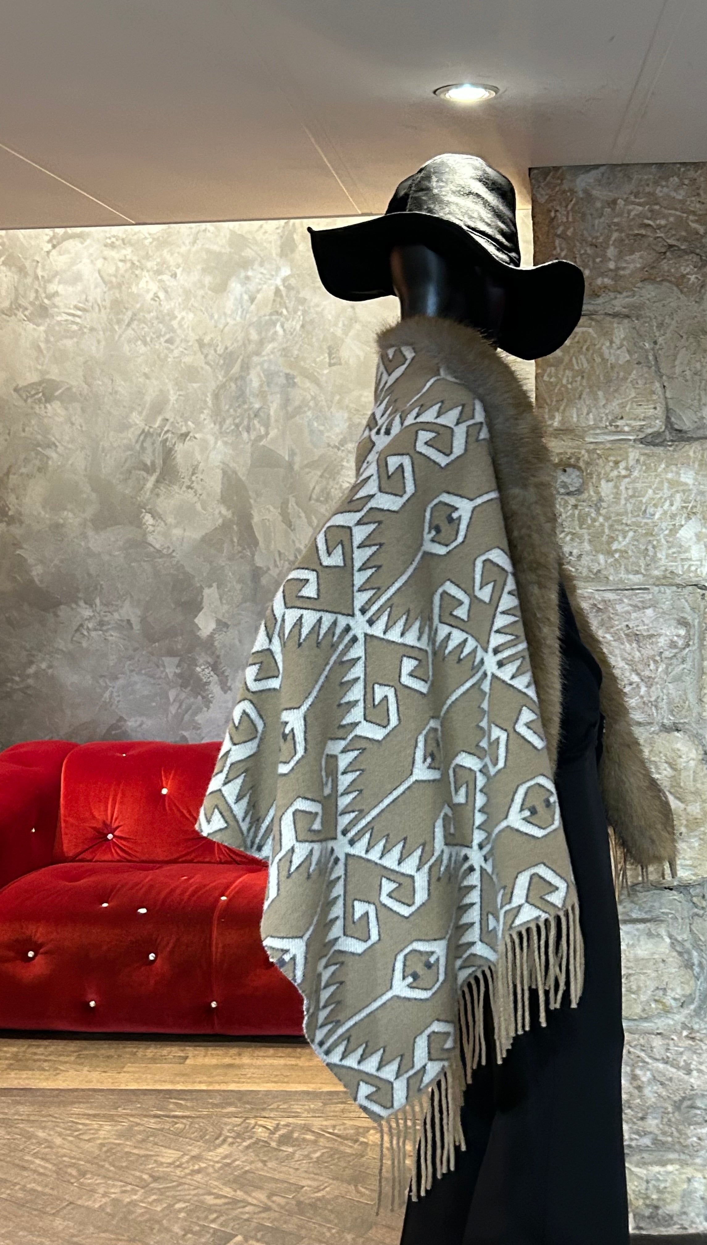 CAPE BAZAR DE LUXE BEIGE