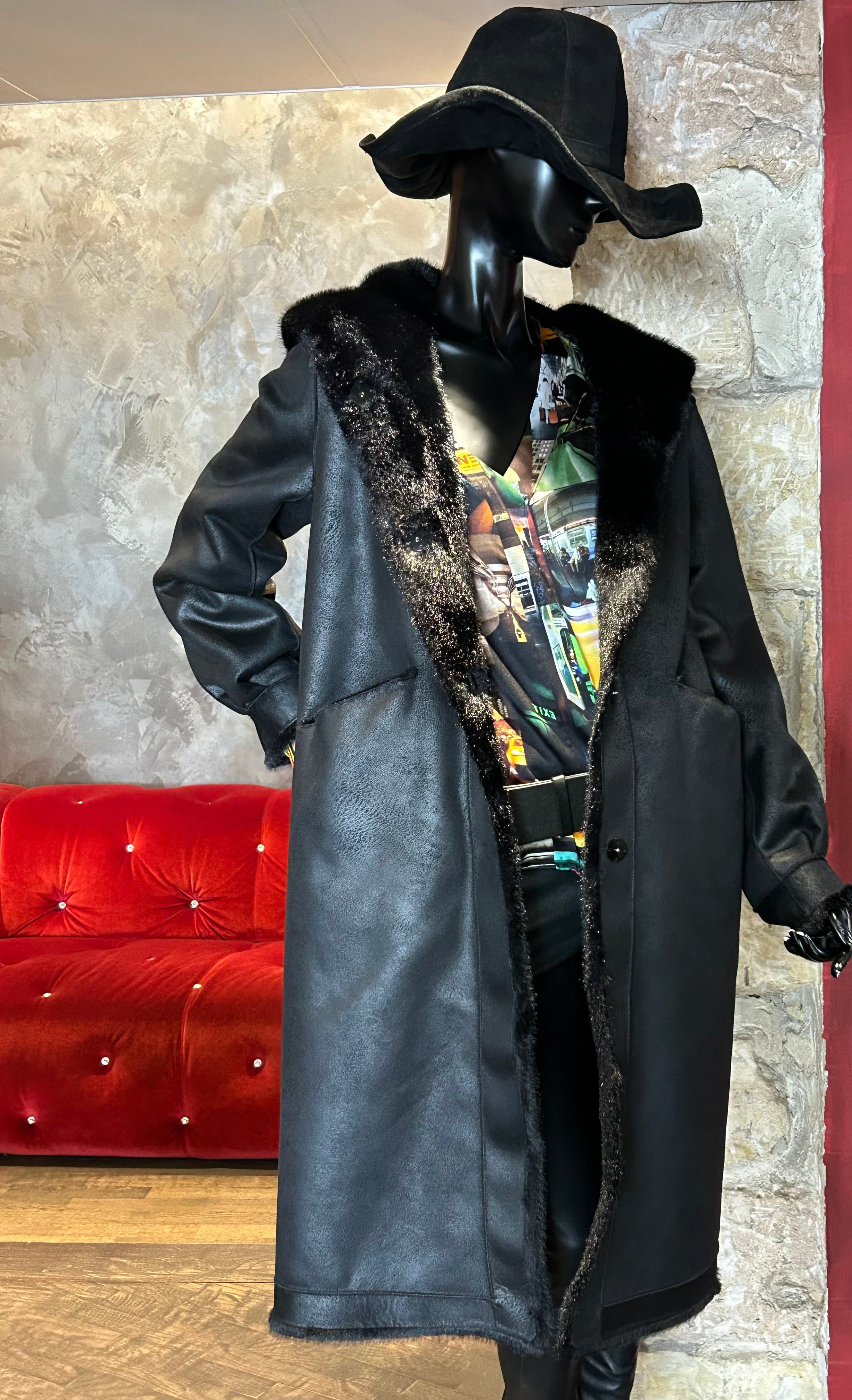 MANTEAU CAPUCHE FAUSSE FOURRURE RÉVERSIBLE