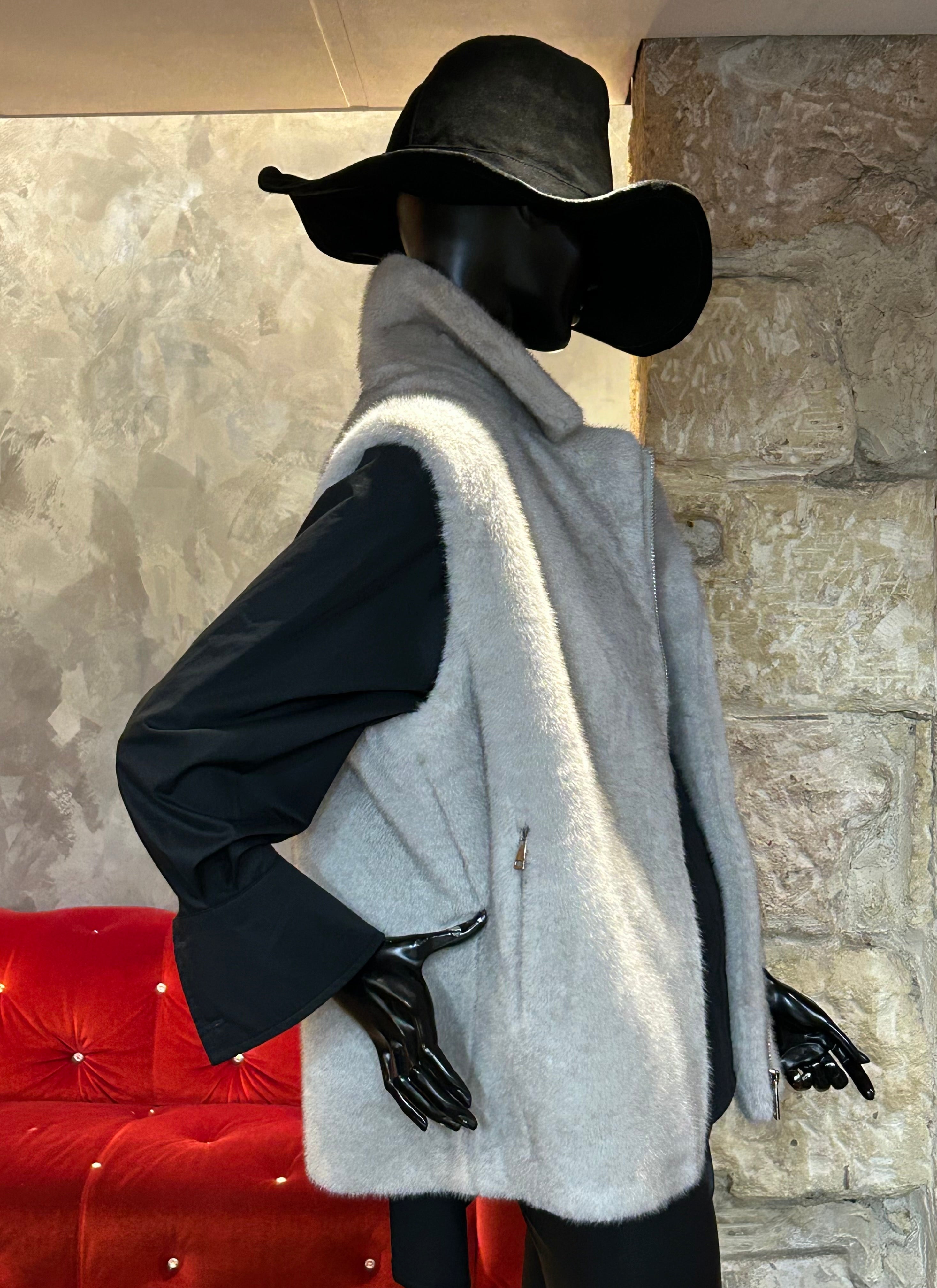 PERFECTO SANS MANCHES FAUX VISON