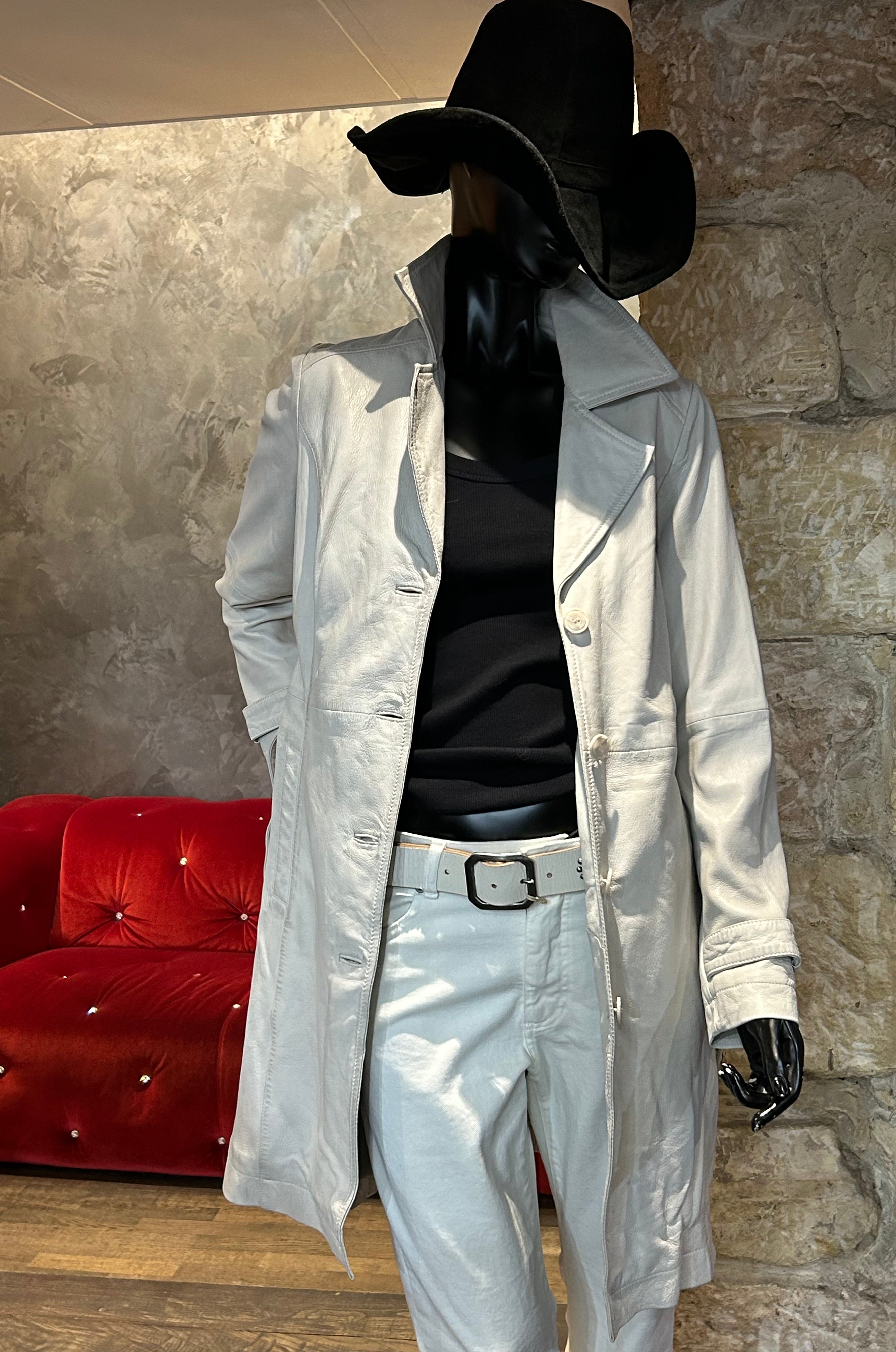 TRENCH CUIR