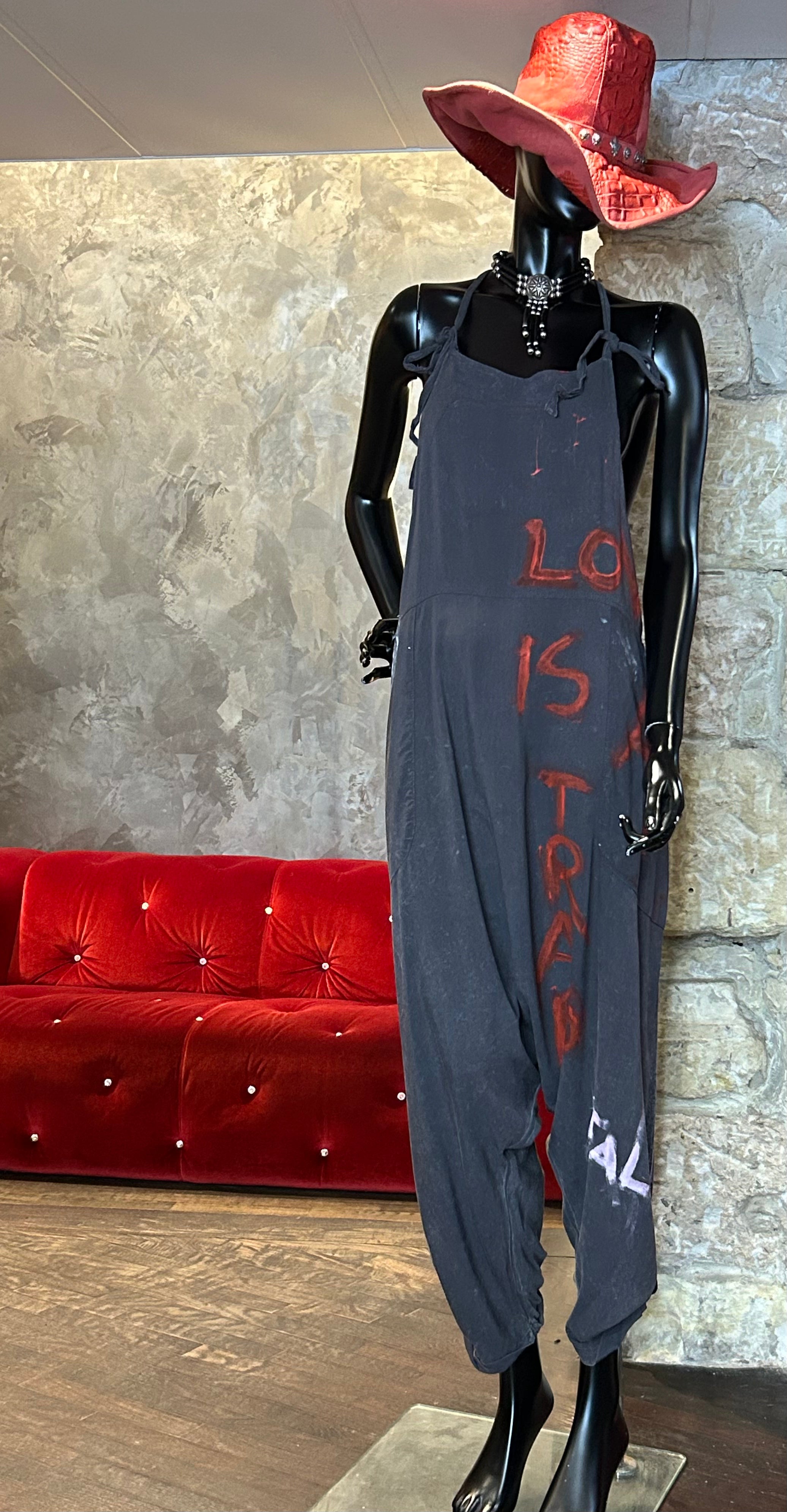 JUMPSUIT PAINTED LOVE