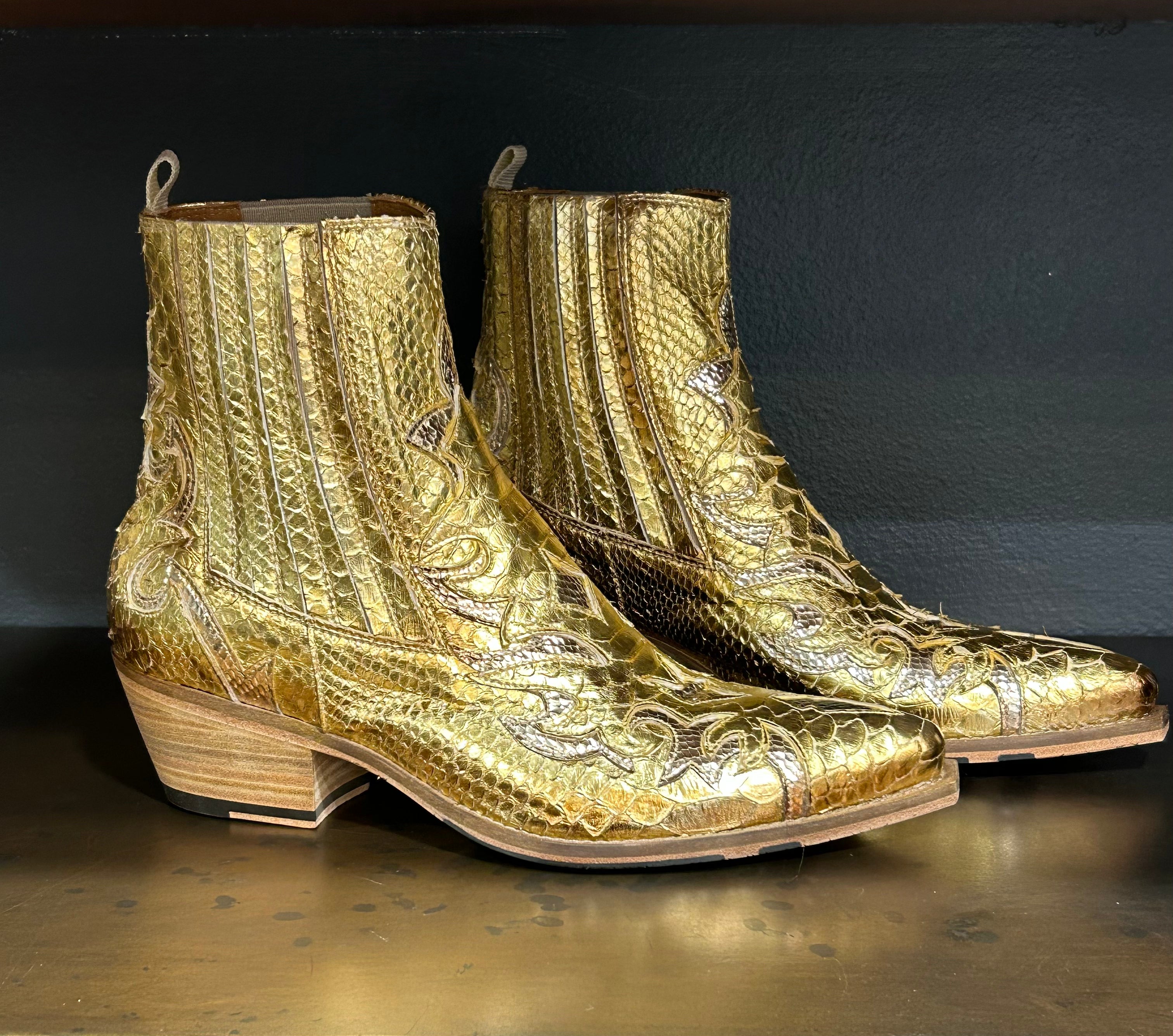 TIAGS PYTHON DORÉ