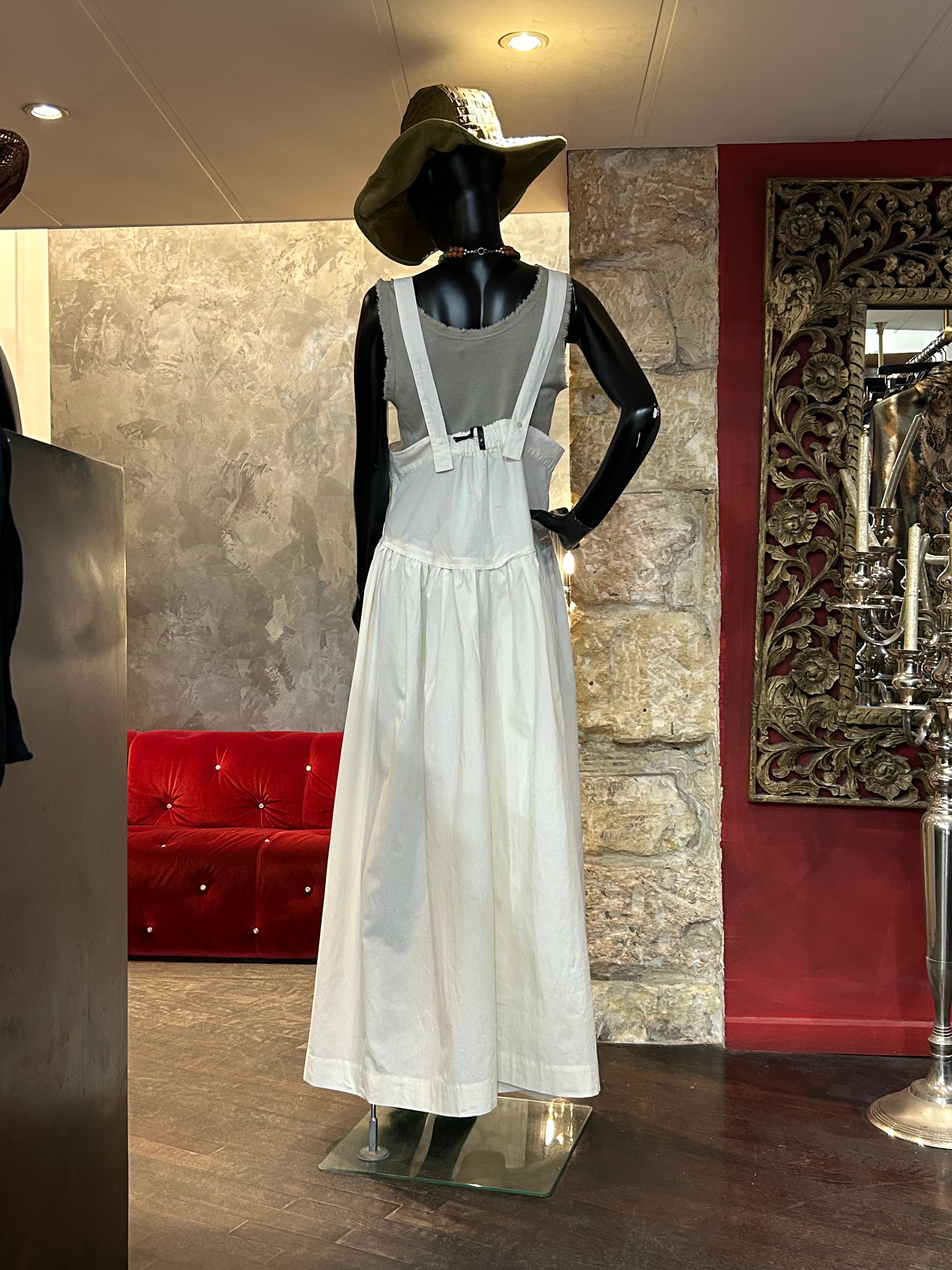 ROBE BRETELLES
