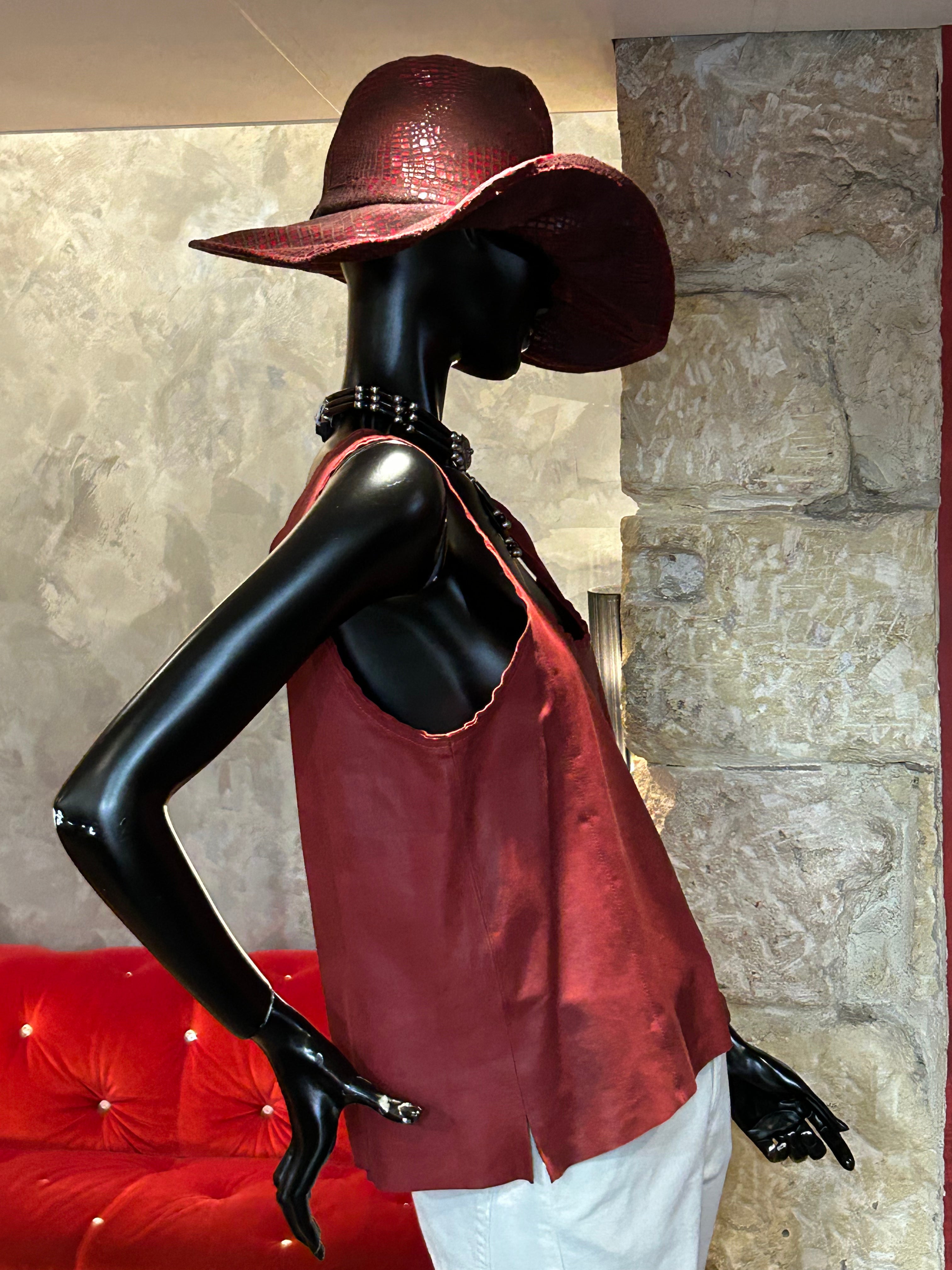 DÉBARDEUR CUIR WASH ROUGE