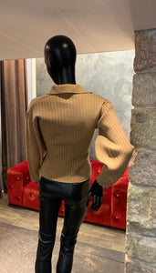 V-NECK SWEATER WITH TAILORED SLEEVES