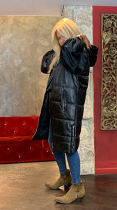 LONG SLEEVELESS LEATHER DOWN JACKET